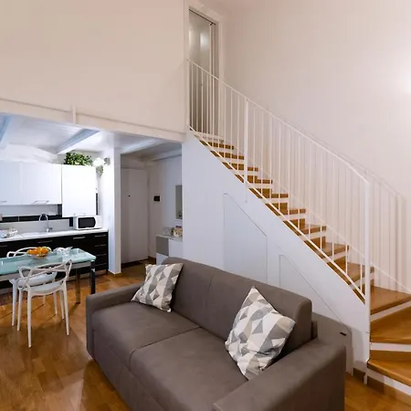 דירה Fregoli Loft 22 *