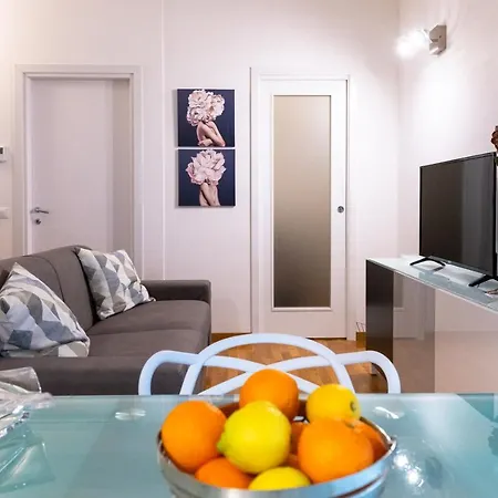 Fregoli Loft 22 Apartment